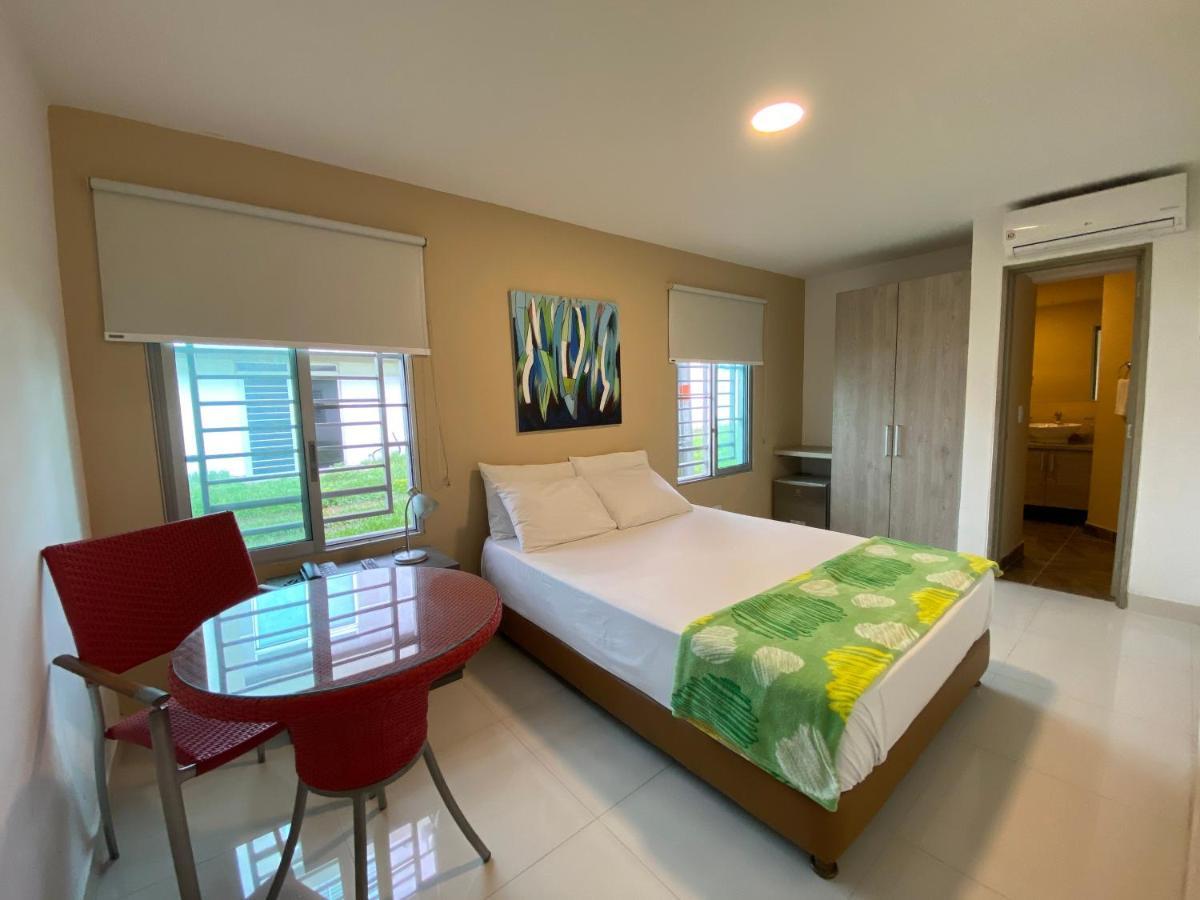 Hotel La Esperanza Ciudad Jardin Cali Ngoại thất bức ảnh